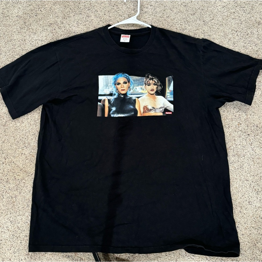 SUPREME graphic shirt